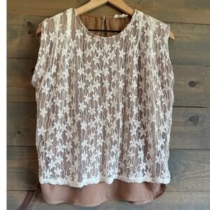 ENTRO White Lace With Camel Lining Blouse Size S